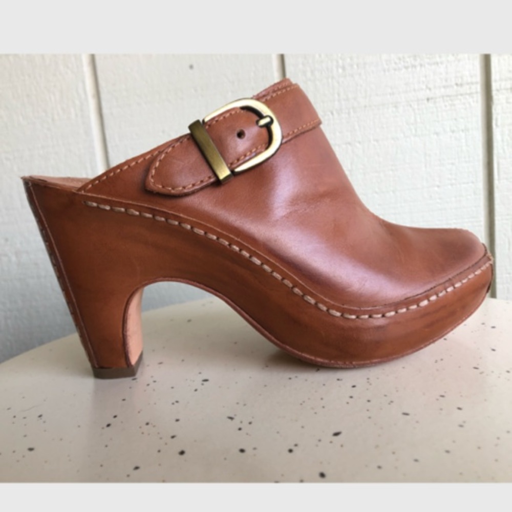 Corso Como Brown leather clog heels.